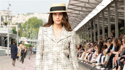 Every look from Chanel's fall 2025 Couture show